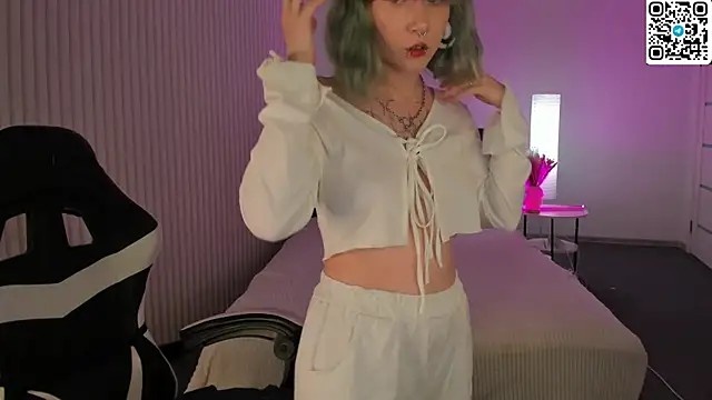 Elira_VaneのライブXXXチャット
