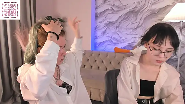 צ'אט XXX בשידור חי של Elira_Vane