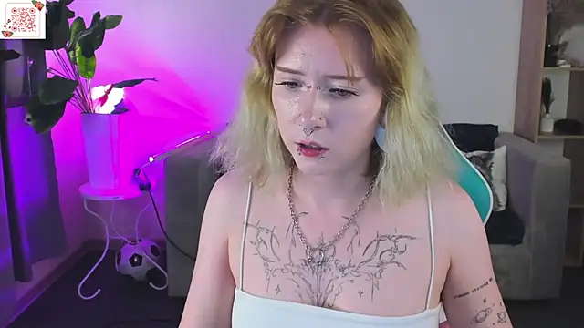 Chatroom XXX en direct de Elira_Vane