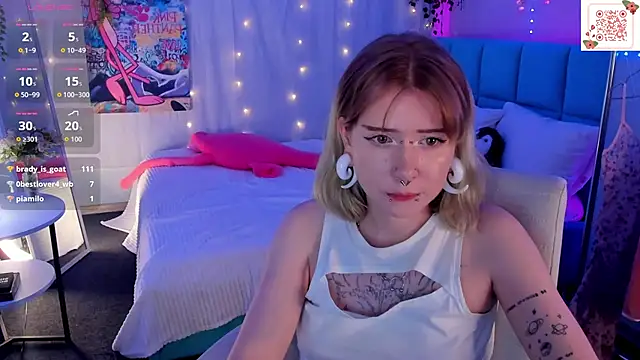 צ'אט XXX בשידור חי של Elira_Vane