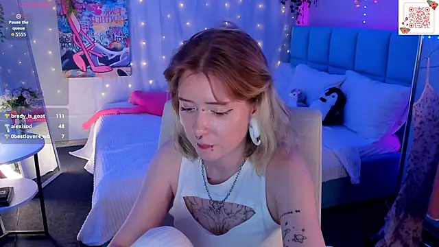 Chatroom XXX en direct de Elira_Vane