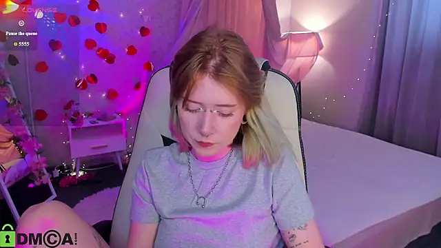 Chat XXX en directo de Elira_Vane
