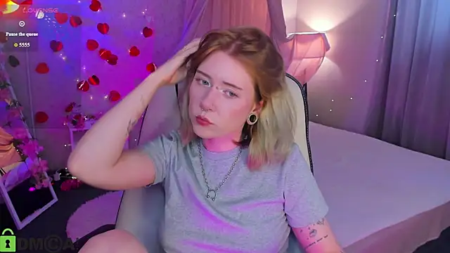 Živý XXX chat Elira_Vane