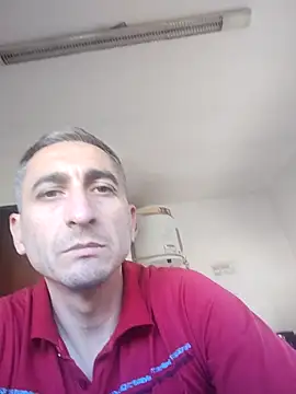Alejandro83bsf Show in webcam