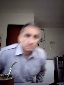 Alejandro83bsf's Webcam Show