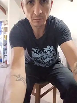 Alejandro83bsf Show Webcam