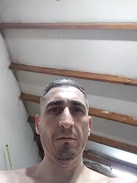 Alejandro83bsf: διαδικτυακό σόου στην κάμερα