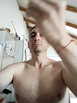 Alejandro83bsf Show in webcam