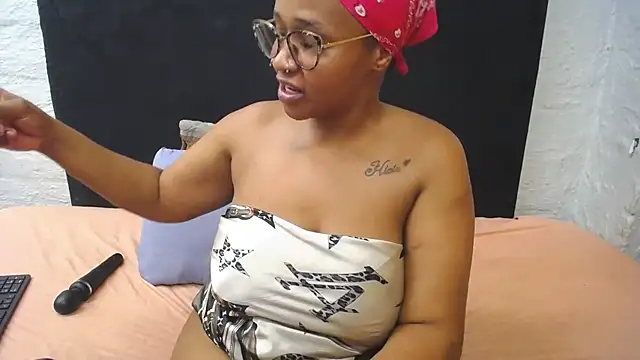 CandyBoobs69n Live XXX chat