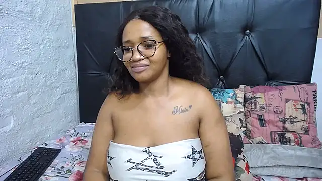 CandyBoobs69's Live XXX Chat