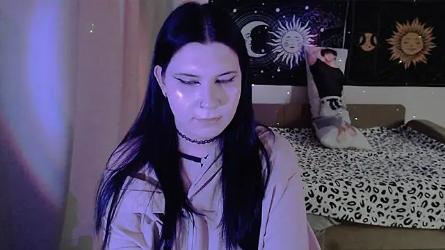 iintimate_flesh Pertunjukan Webcam