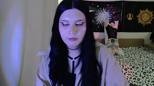 הופעת וובקאם של iintimate_flesh