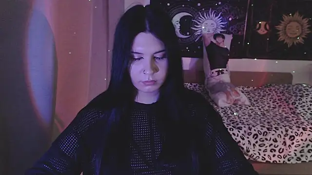 הופעת וובקאם של iintimate_flesh