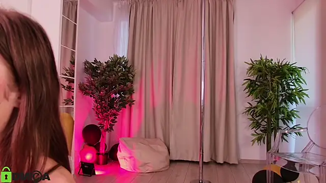 MayaSpringX Live XXX-chat