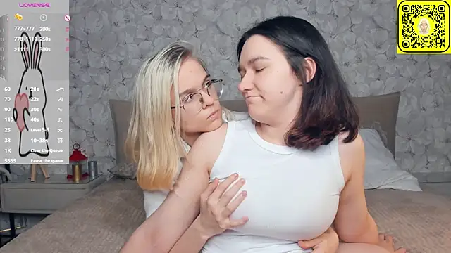 KarinStfleur Webcamshow