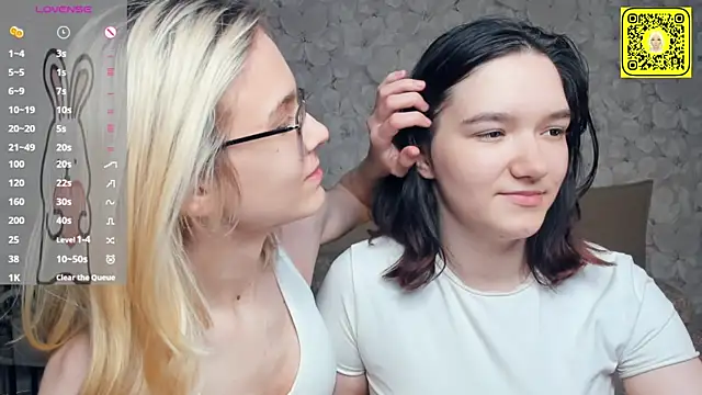 KarinStfleur's Webcam Show
