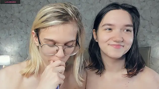 KarinStfleur Шоу с уебкамера