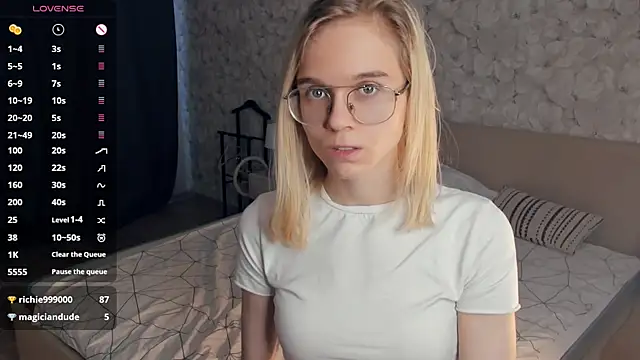 KarinStfleurn Live XXX chat