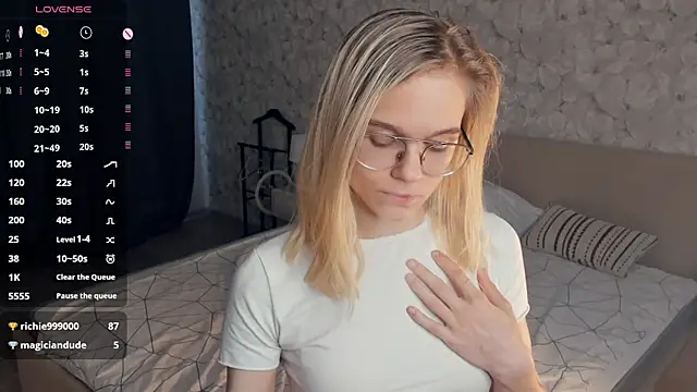 KarinStfleur Live XXX-Chat