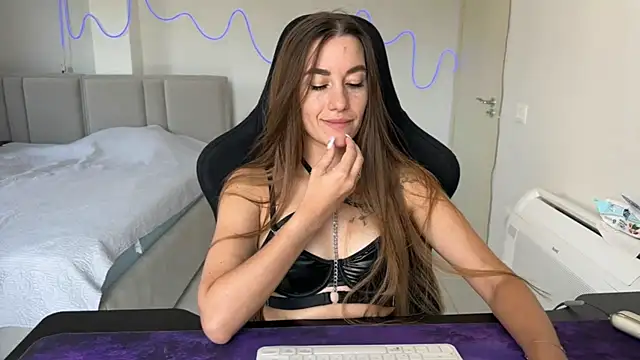 PrincesSsLilu Chat XXX in diretta