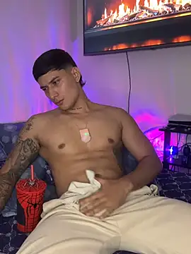SexxxySquirterStev777 Pertunjukan Webcam