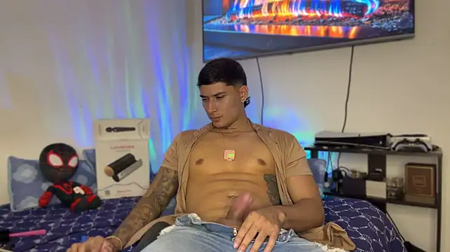 SexxxySquirterStev777 Show Webcam