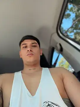 SexxxySquirterStev777 Webcam Show