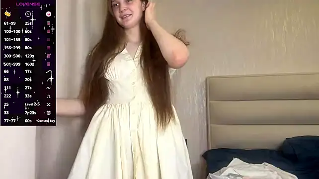 LongChillGerl's Webcam Show