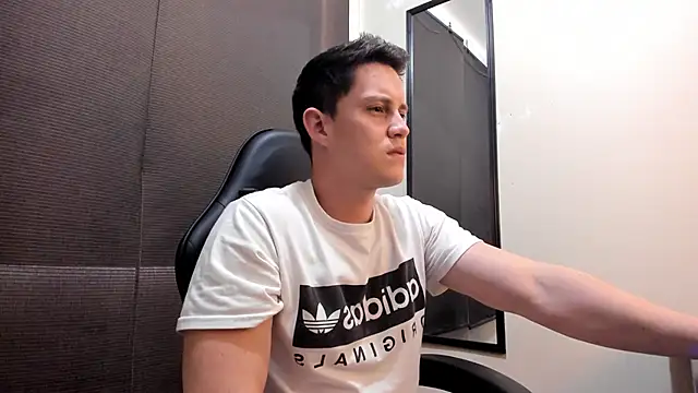 KendricTorres Webcam show