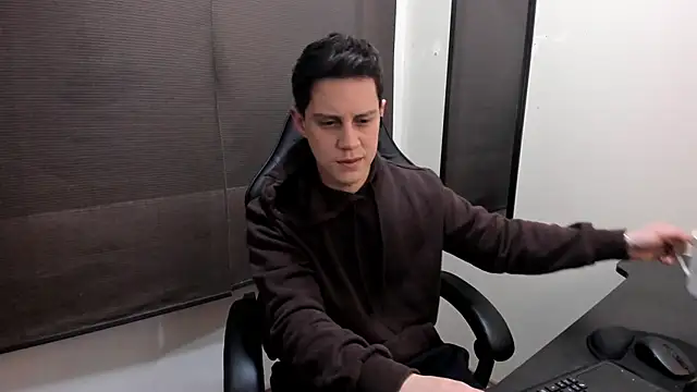 KendricTorres Pertunjukan Webcam