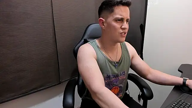 KendricTorres Webcam show