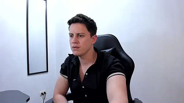 KendricTorres 网络视讯表演