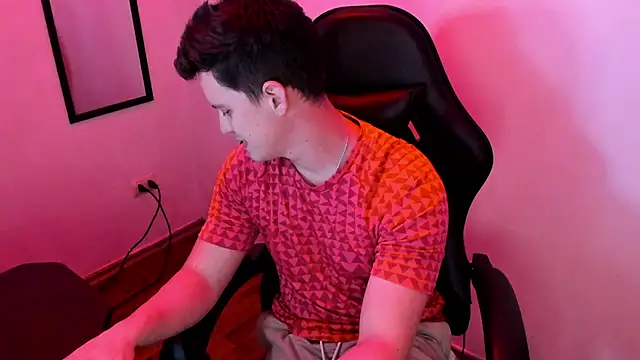 Вебкам-шоу KendricTorres