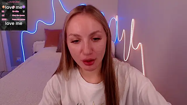 Živý XXX chat MirrraMisss