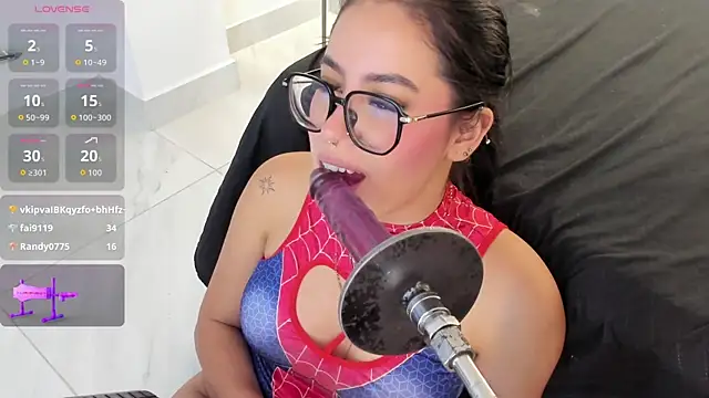 Zoebluntone Chat XXX live