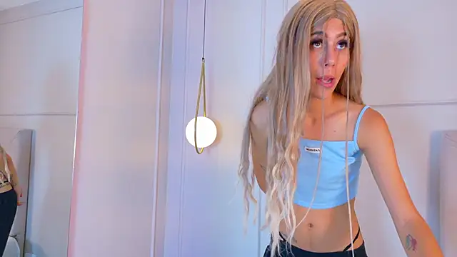 ZoeyPetit Webcamshow
