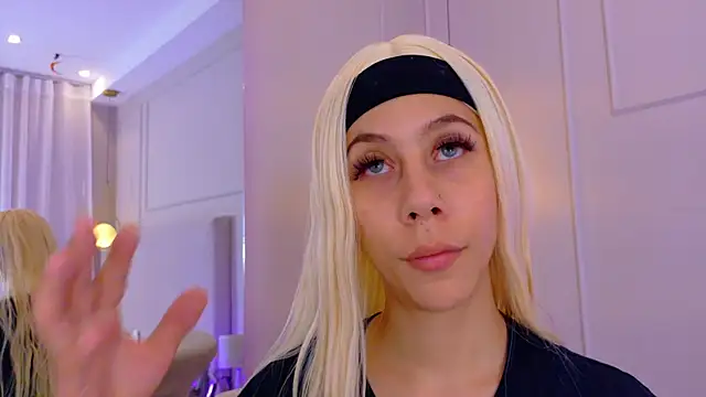 ZoeyPetit Webcam show