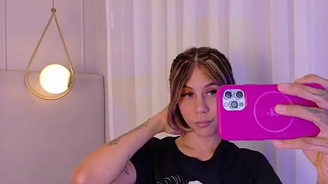 ZoeyPetit 웹캠 쇼