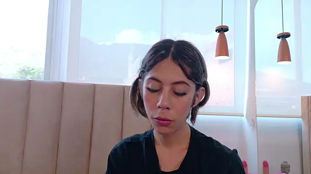 ZoeyPetit's Webcam Show