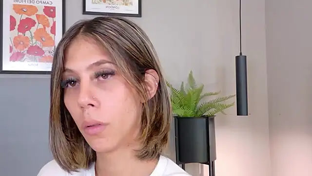 ZoeyPetit's Webcam Show