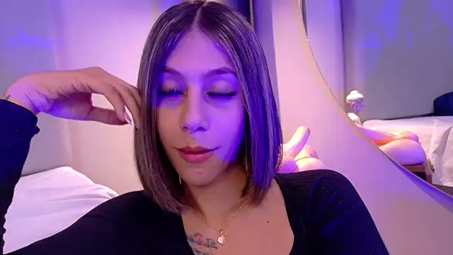 ZoeyPetit Webcam show