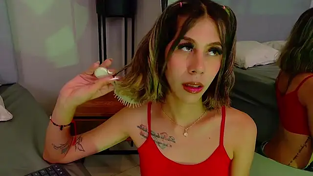 Show de webcam de ZoeyPetit