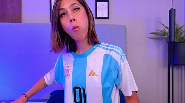ZoeyPetitn Webbikameraesitys