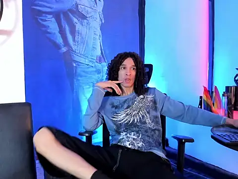 anddy_hugecock's Webcam Show