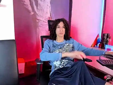 Вебкам-шоу anddy_hugecock