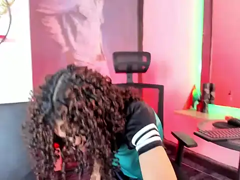 anddy_hugecock Webcam-Show