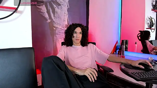 anddy_hugecock 웹캠 쇼