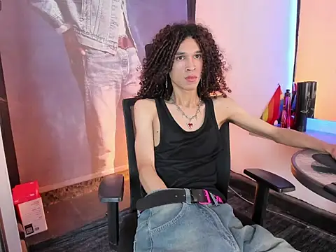 anddy_hugecock Adlı Modelin Web Kamerası Şovu