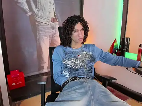 โชว์เว็บแคมของ anddy_hugecock
