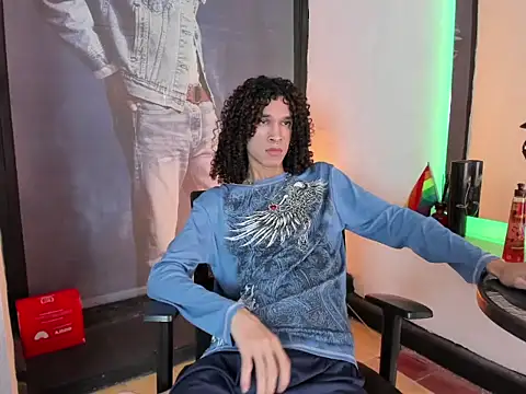 anddy_hugecock Adlı Modelin Web Kamerası Şovu